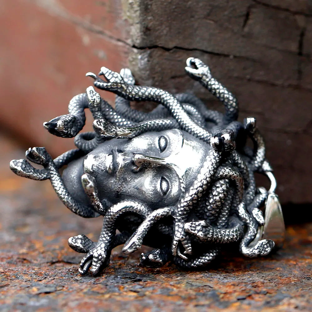 Colar Medusa