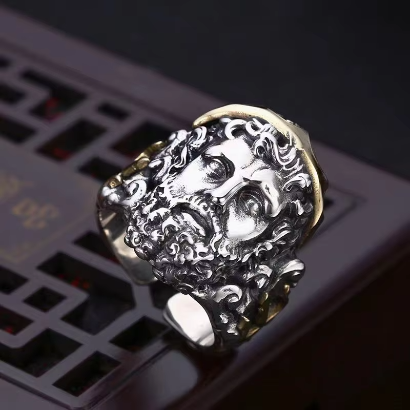 Anel Poseidon - Prata 925 (Ajustável)