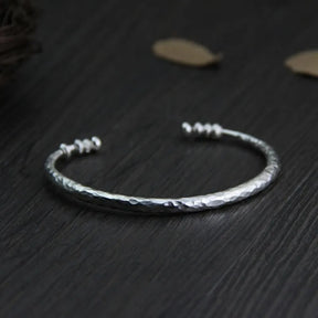 Bracelete Martelado Slim - Prata 925 4.3mm (Ajustável)