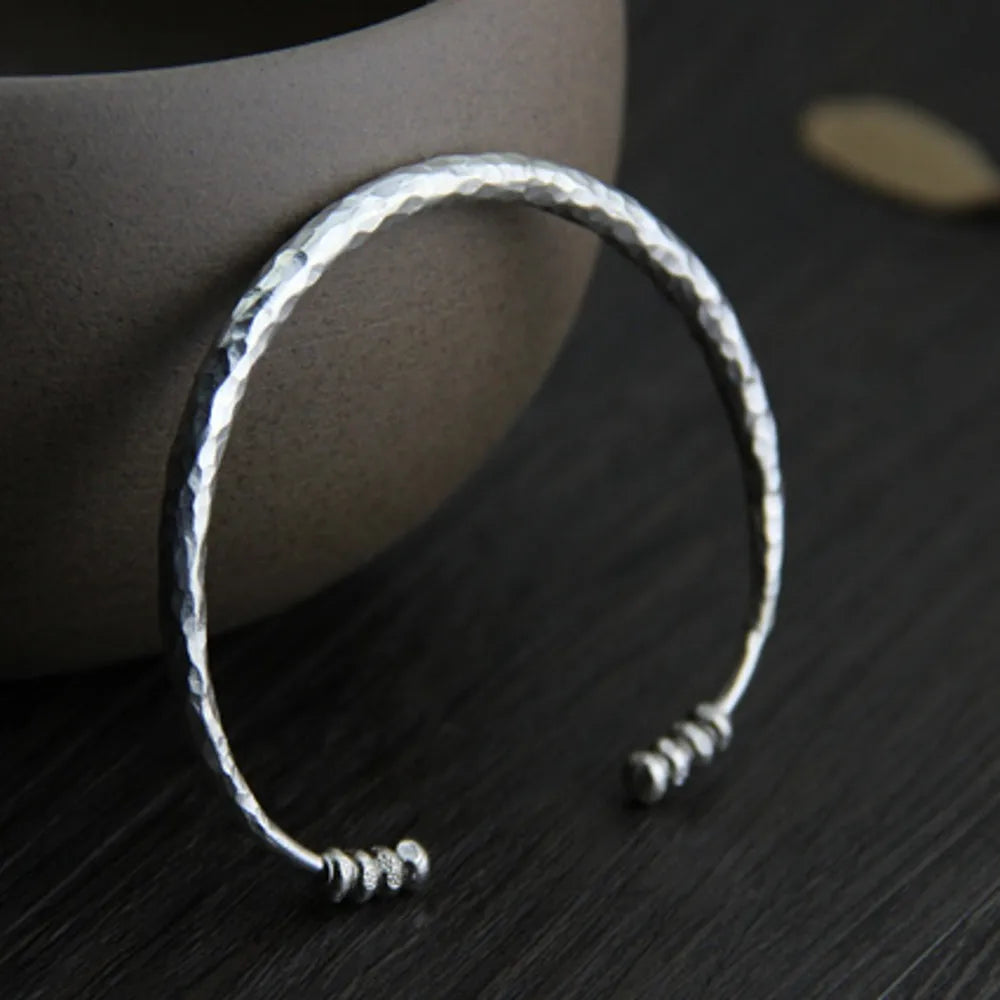 Bracelete Martelado Slim - Prata 925 4.3mm (Ajustável)