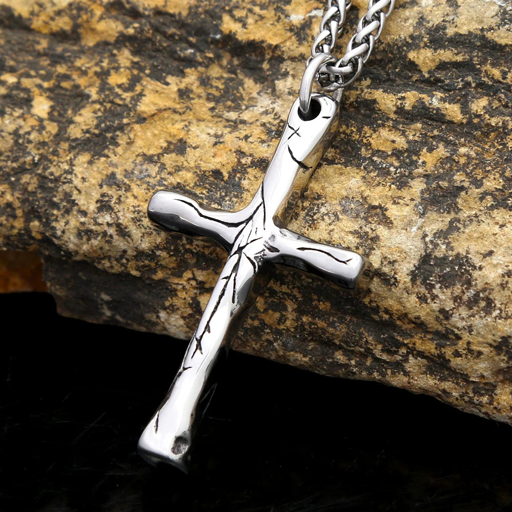 Colar Cruz Forjada - Aço Inoxidável