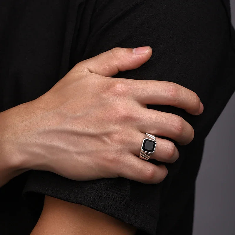 Anel Silver Black - Prata 925 (ajustável)
