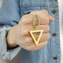 Colar Triangle