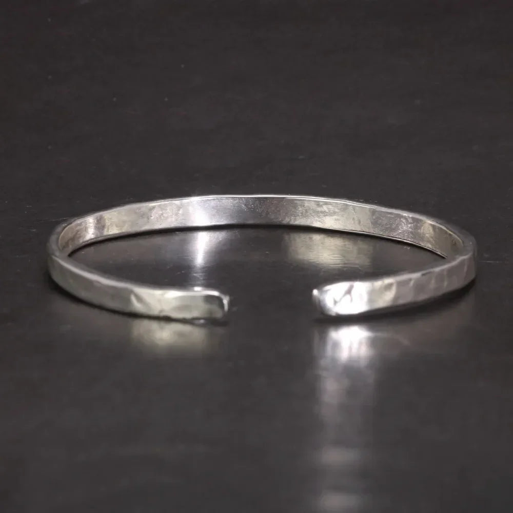 Bracelete Martelado Artesanal - Prata 925 4mm (Ajustável)